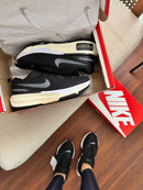 Nk Invencible Run 3 Preto Branco