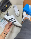 Ad Samba Bco/Pto Couro Legítimo