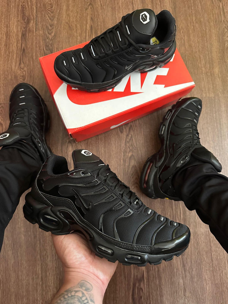 Nk Air Max TN Plus Preto