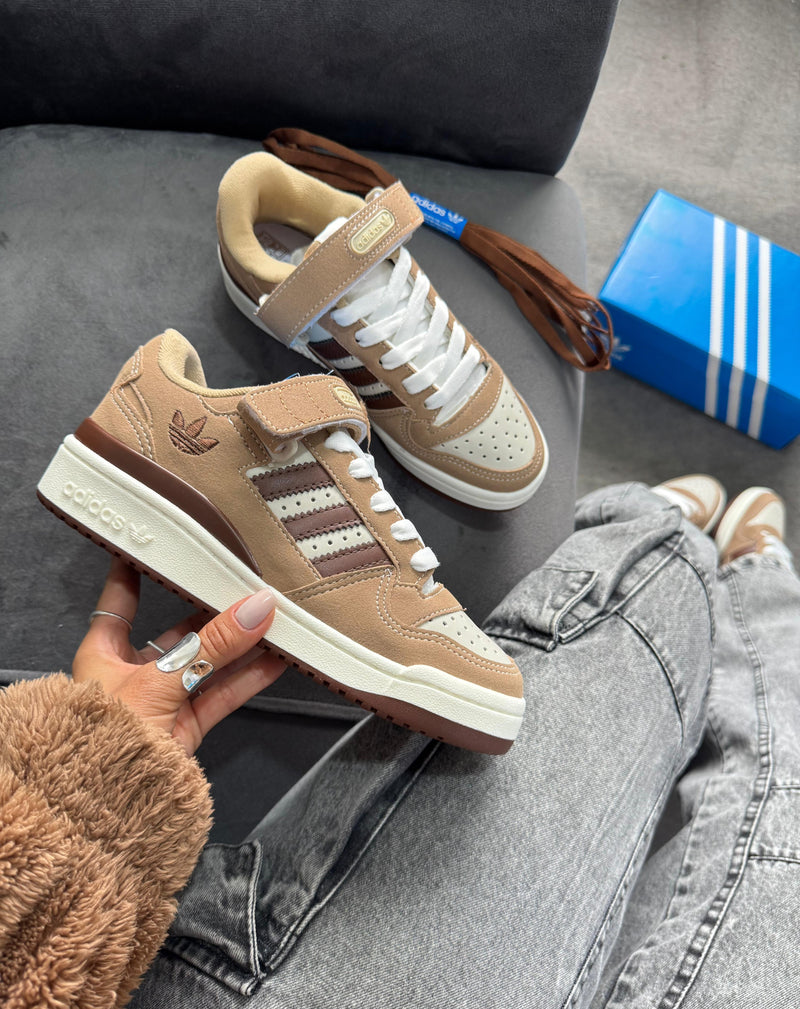 Ad Fórum Low Caramelo Marrom