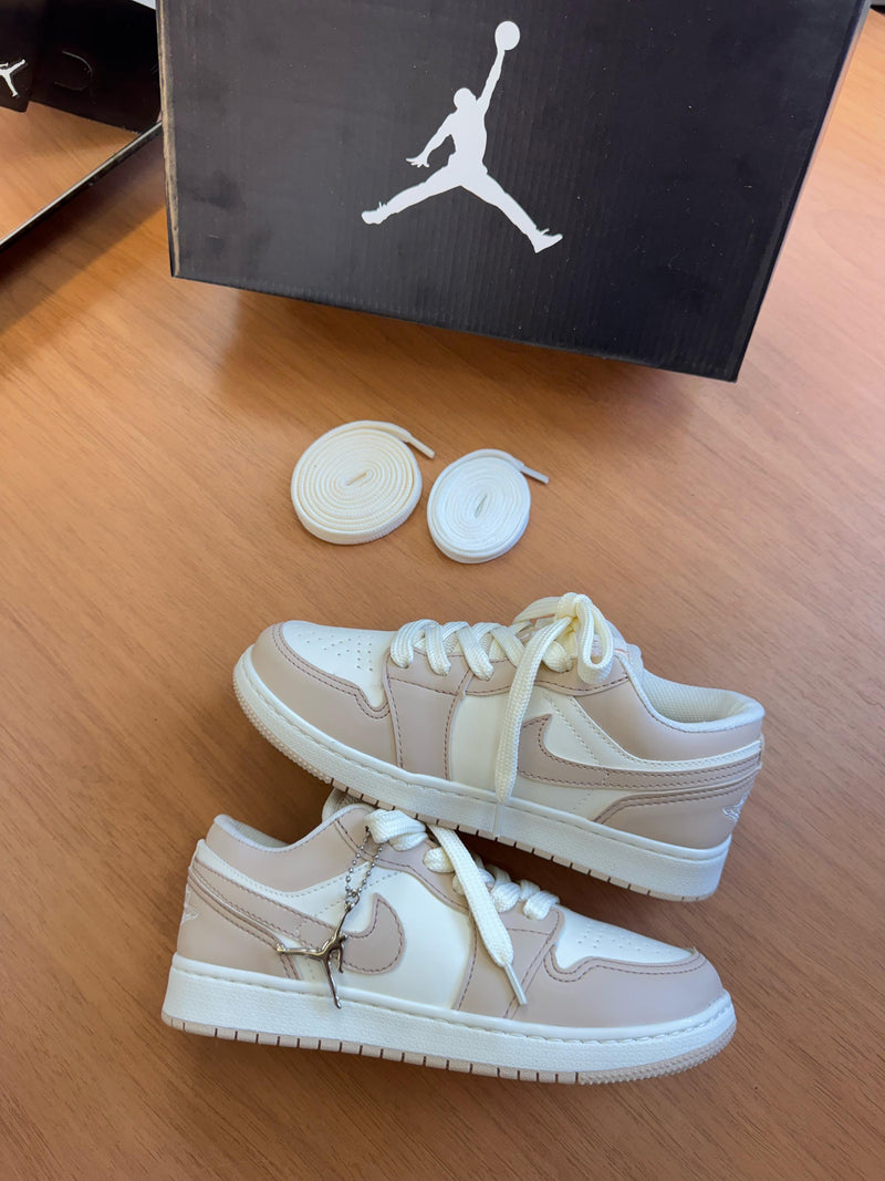 Nk Jordan Low Marfim/Rose