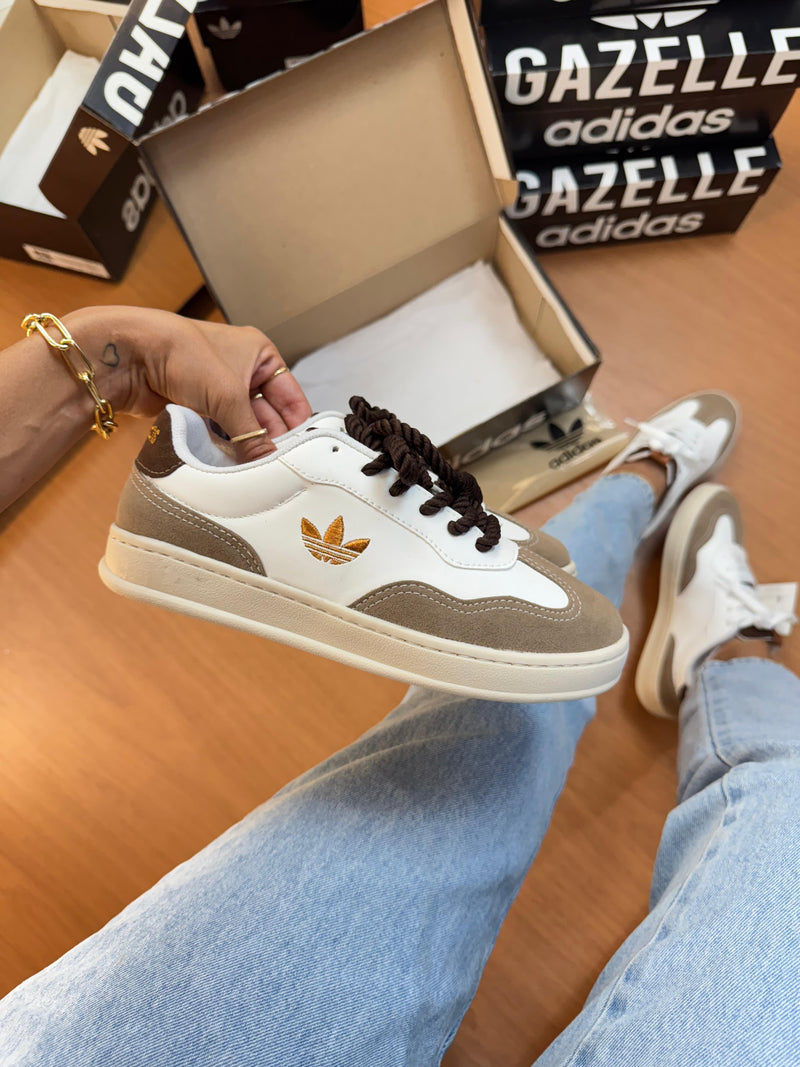 Ad Gazelle Collor