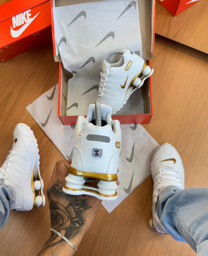 Nk Shox NZ Prime Branco/Ouro