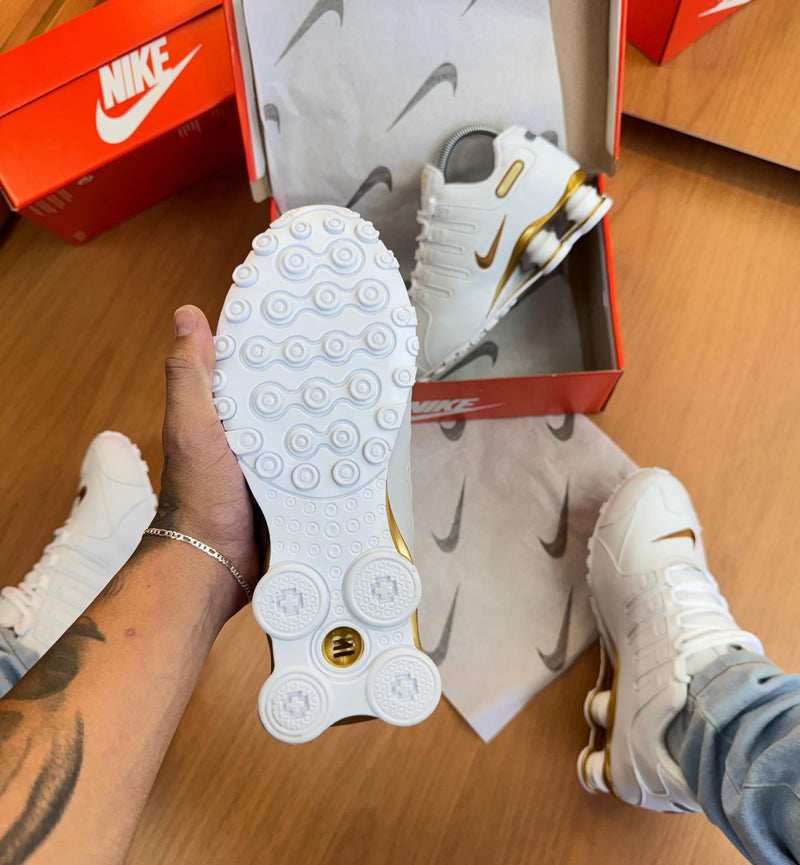 Nk Shox NZ Prime Branco/Ouro