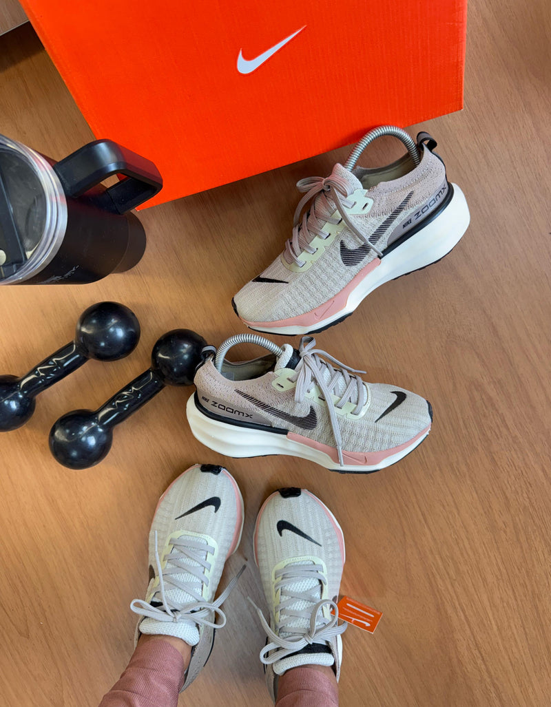 Nk Zoom X Invincible Run 3 Rose