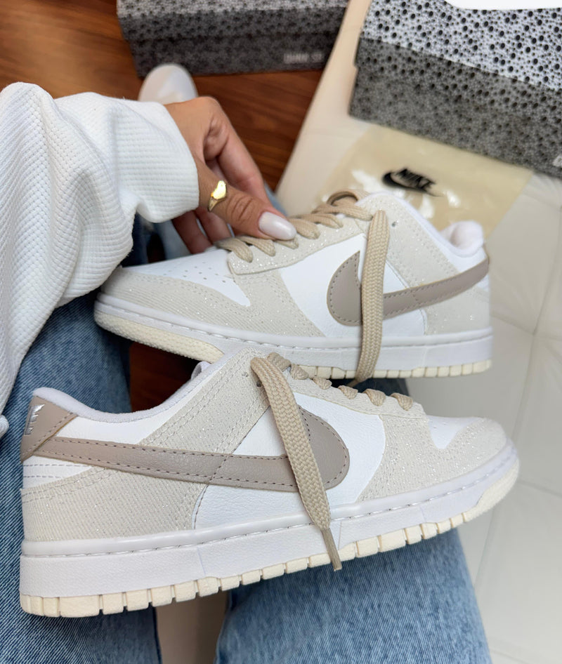 Nk Dunk Luxo Off/Bege