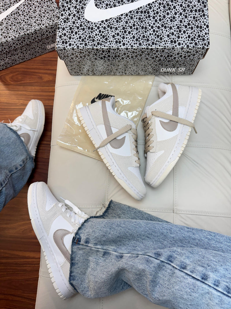 Nk Dunk Luxo Off/Bege