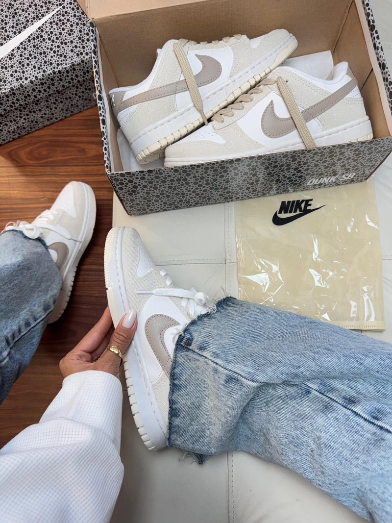 Nk Dunk Luxo Off/Bege
