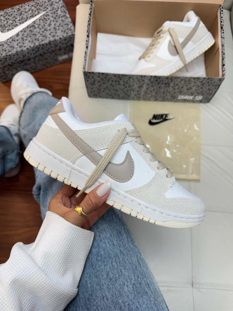 Nk Dunk Luxo Off/Bege