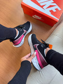 Nk Infinity React Preto Rosa