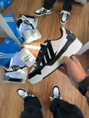 Ad 2000 Preto Branco