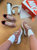 Nk React x Infinity Run 4 Rose