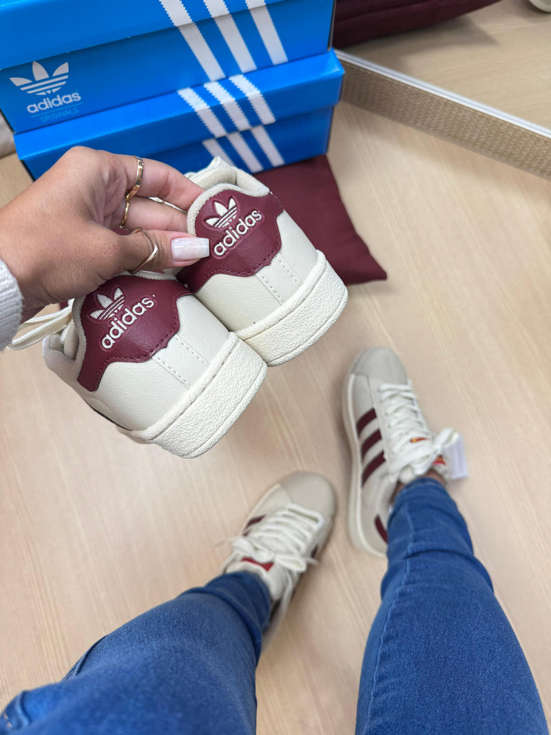 Ad Super Star Off/Bôrdo