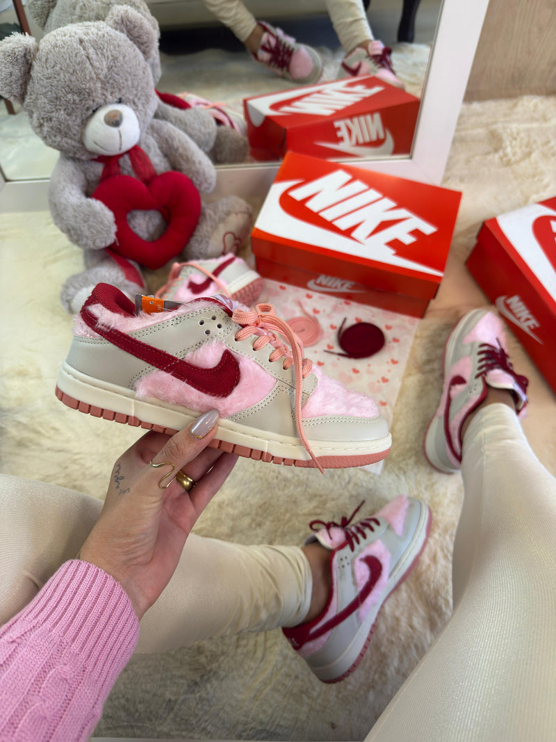 Nk Dunk Sb Valentine’s Day