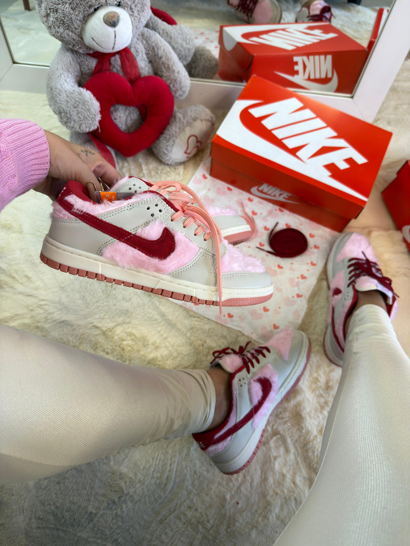 Nk Dunk Sb Valentine’s Day