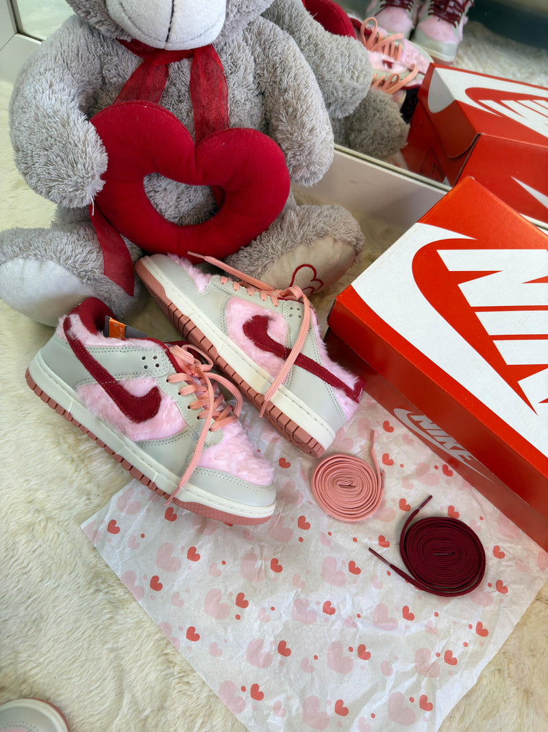 Nk Dunk Sb Valentine’s Day