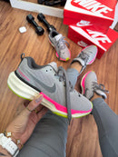 Nk Zoom Invencible Run 3 Cinza/Rosa