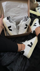 Vr Cadarço Branco/Preto