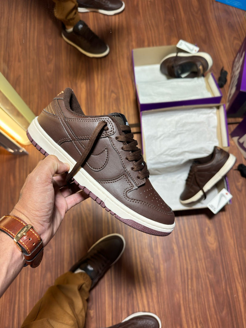 Nk Dunk Low Marrom