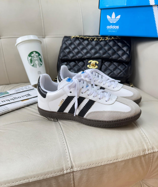 Ad Samba Bco/Pto Couro Legítimo