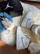 Nk Jordan Chicago Prime Manteiga/Azul BB