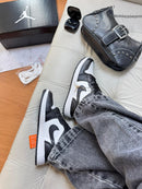 Nk Jordan Low Preto/Bco