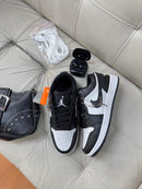 Nk Jordan Low Preto/Bco