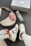 NB 2002 Off/Cinza Rosa