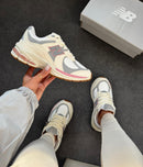 NB 2002 Off/Cinza Rosa