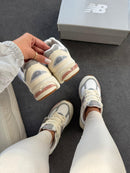 NB 2002 Off/Cinza Rosa