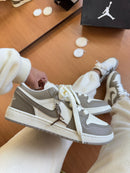 Nk Jordan Low Marfim/Oliva