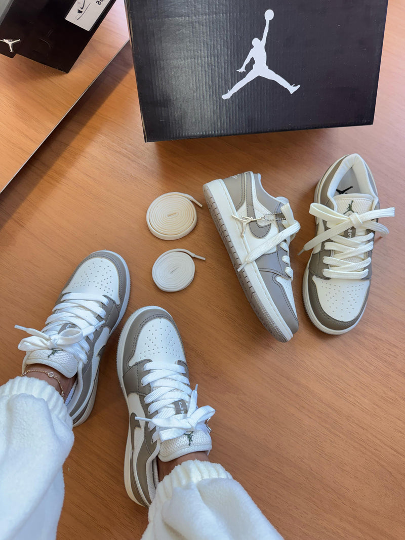 Nk Jordan Low Marfim/Oliva