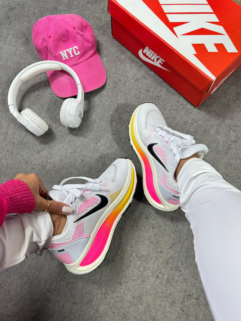 Nk Run Vomero 18 Bco/Rosa