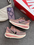 Nk Run Vomero 18 Rosê/uva