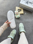 Nk Air Jordan 4 Pistache