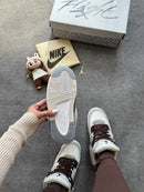 Nk Air Jordan 4 Off/Café