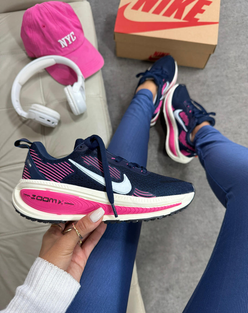 Nk Run Vomero 18 Marinho/Pink