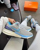 Nk Zoom Invencible Run 3 Prata/Celeste