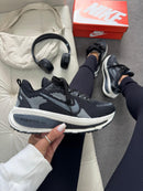 Nk Run Vomero 18 Preto/Off