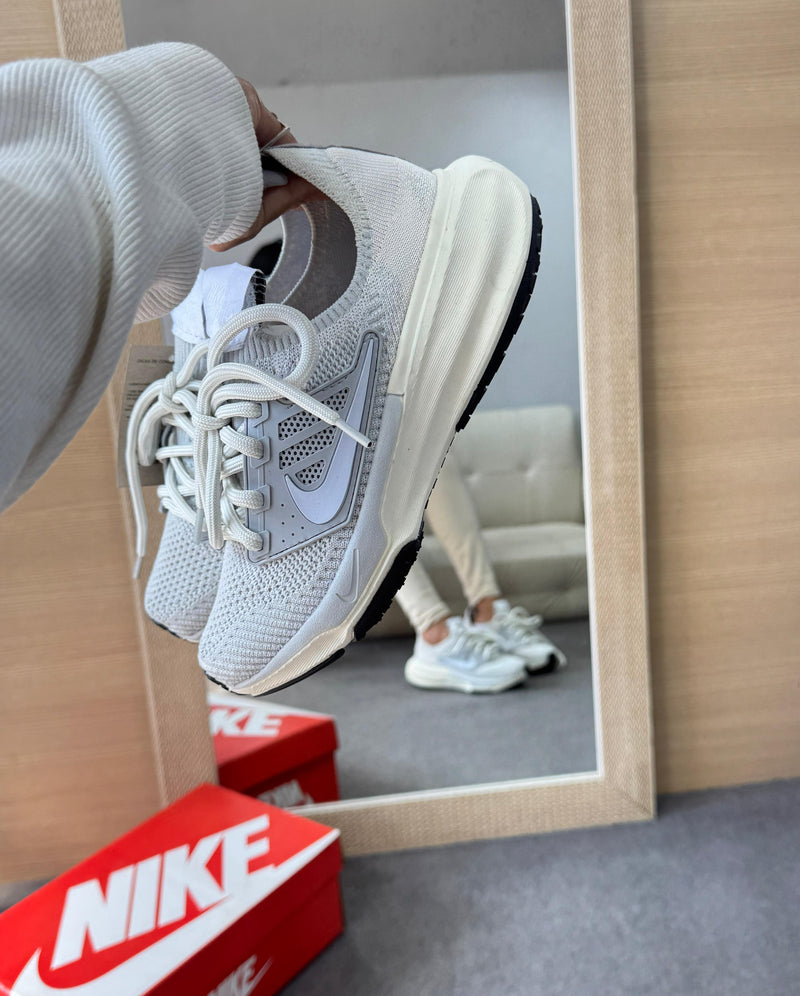 Nk Knit B3 Cinza