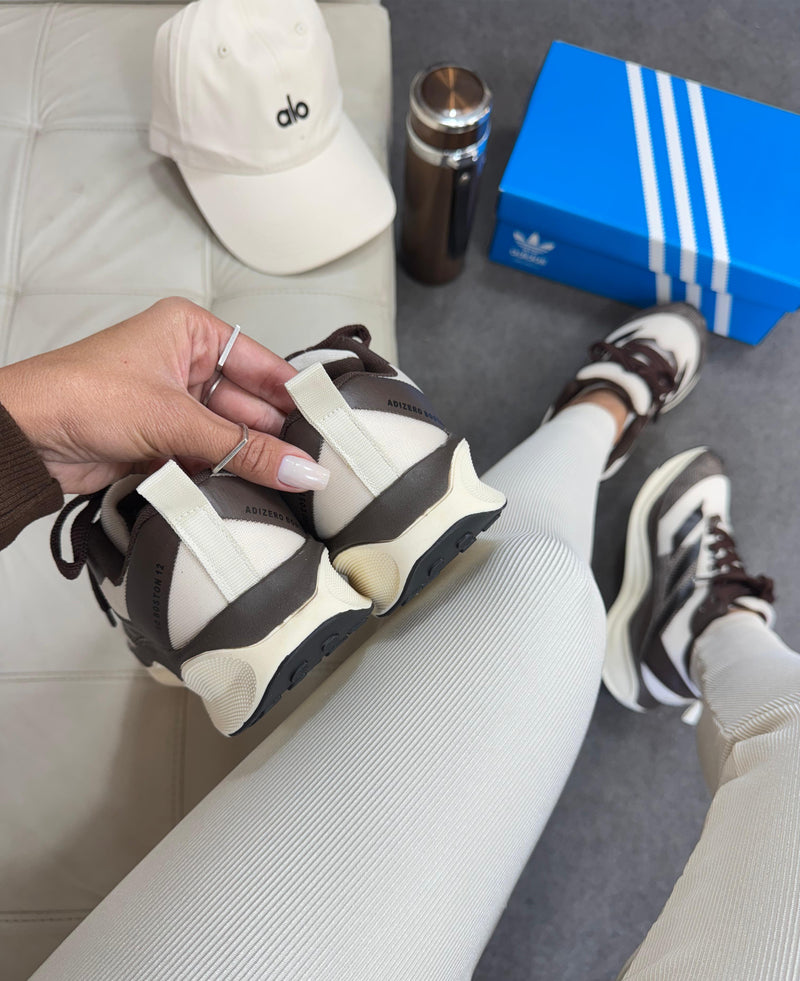 Ad Adizero Boston 12 Off Café