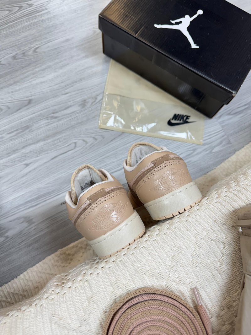 Nk Jordan Low Amêndoa/rosê