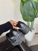 Ad Oziris Pedraria Preto