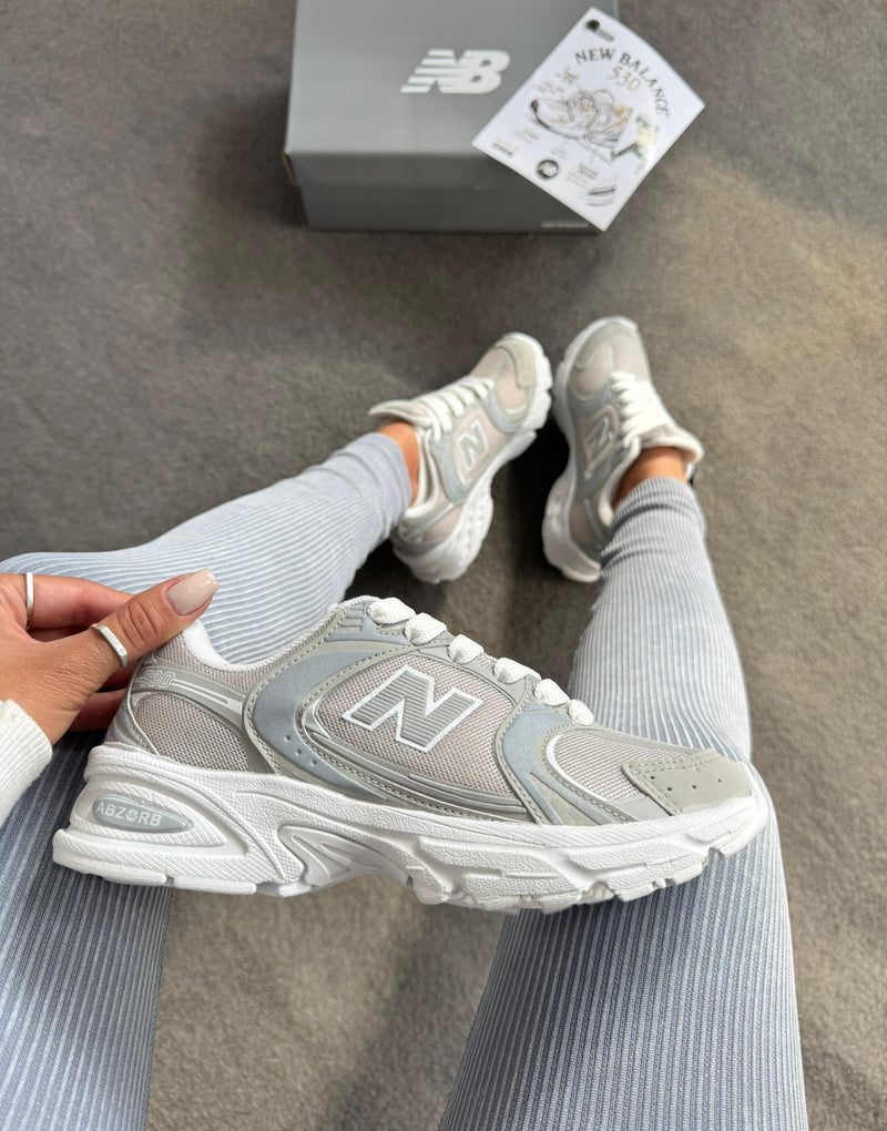 NB 530 Cinza/Bco