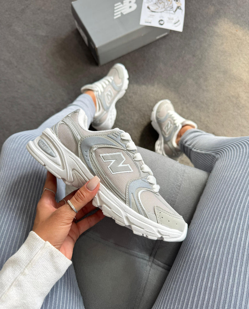 NB 530 Cinza/Bco