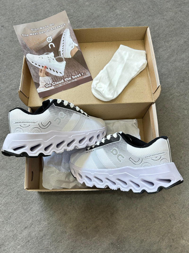 Tênis On Cloud Branco/Preto