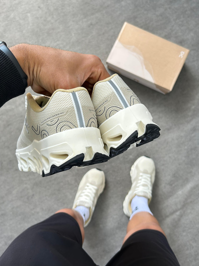 Tênis On Cloud Refletivel