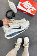 Nk Run Vomero 18 Off/Preto