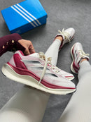 Ad Adizero Boston 12 Off/Bordô