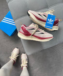 Ad Adizero Boston 12 Off/Bordô